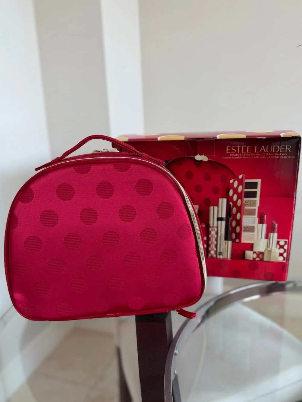 Estée Lauder Cosmetic Case